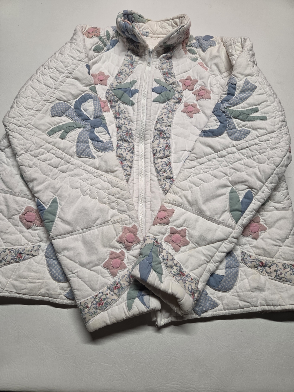 Quilted Floral Patchwork Jacket - White with Pastel Accents Handmade Vtg
